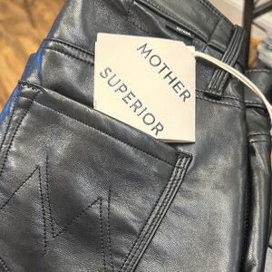 MOTHER “the smarty pants skimp” Superior Black leather pants. NWT